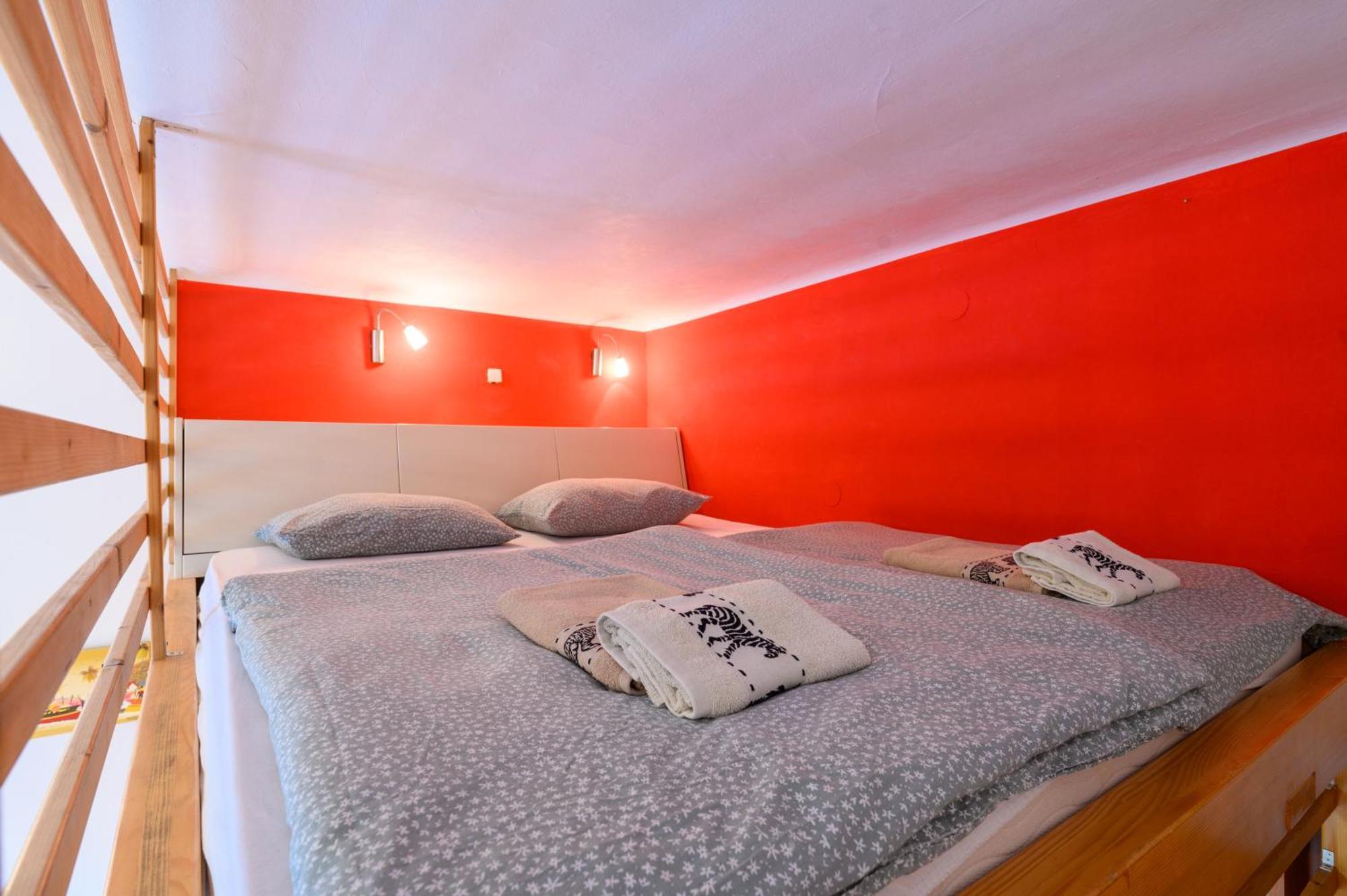 Urban View Apartment With Free Parking Ljubljana Extérieur photo