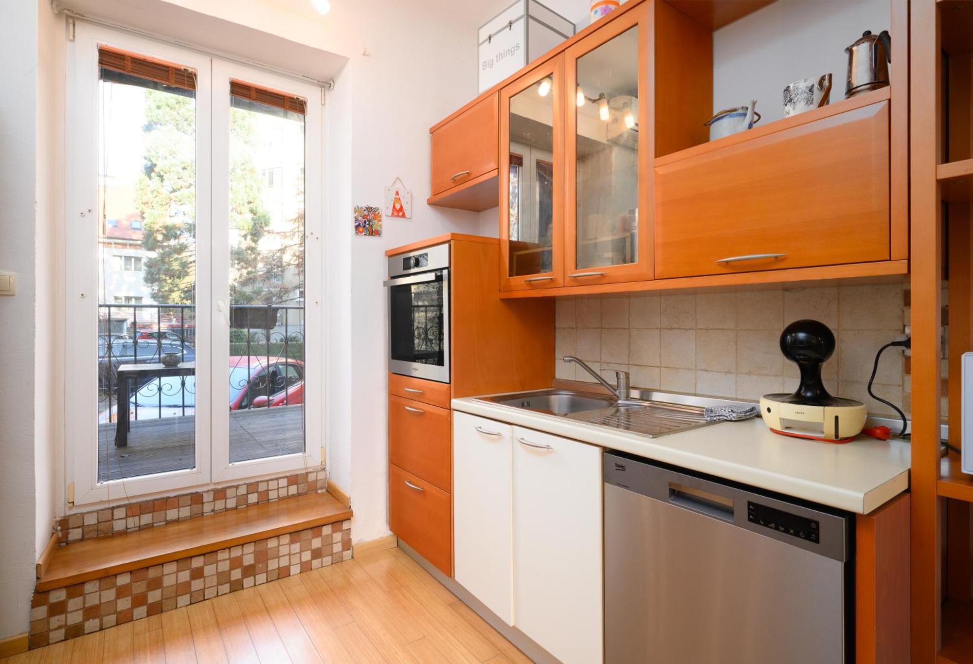 Urban View Apartment With Free Parking Ljubljana Extérieur photo