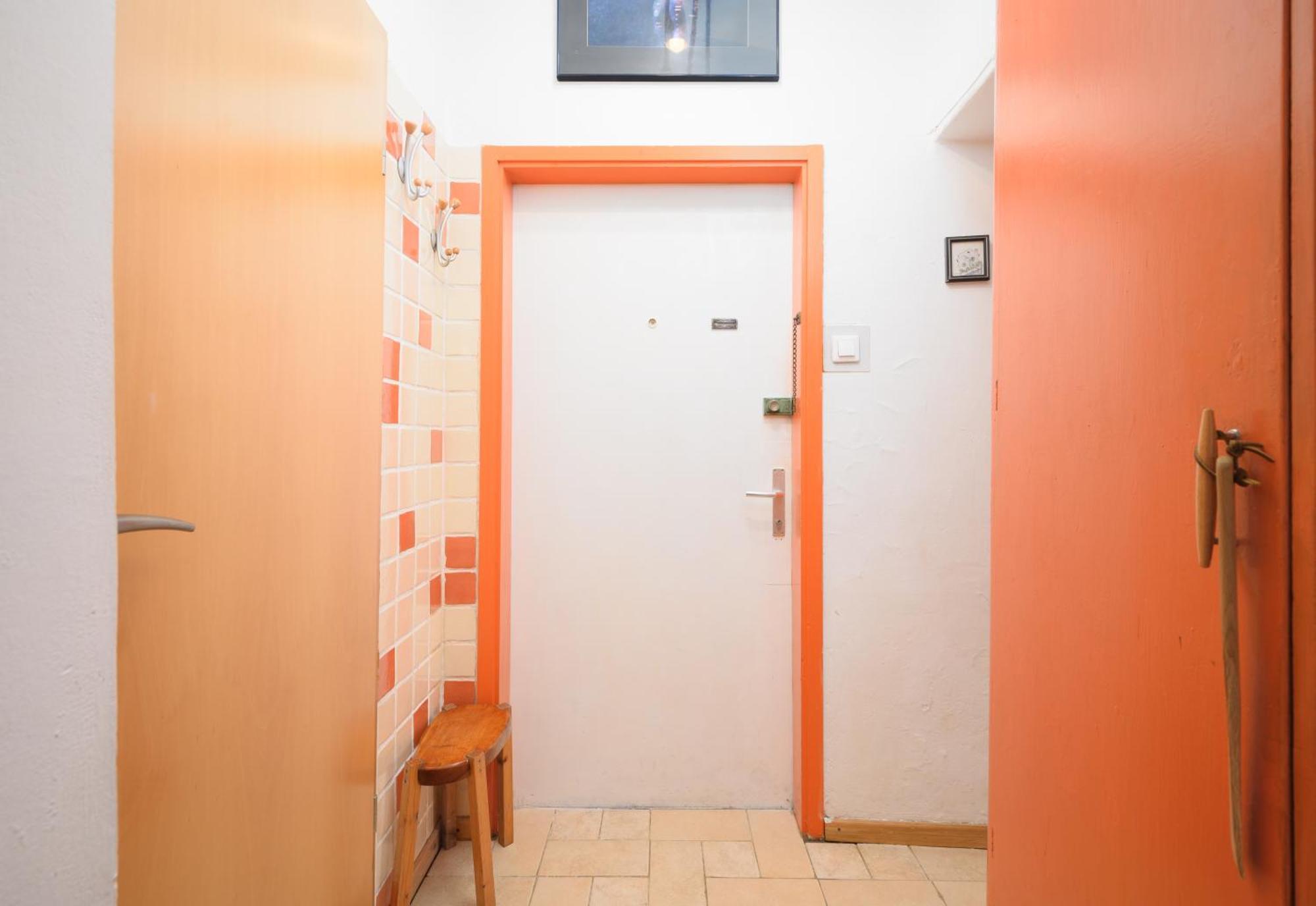 Urban View Apartment With Free Parking Ljubljana Extérieur photo